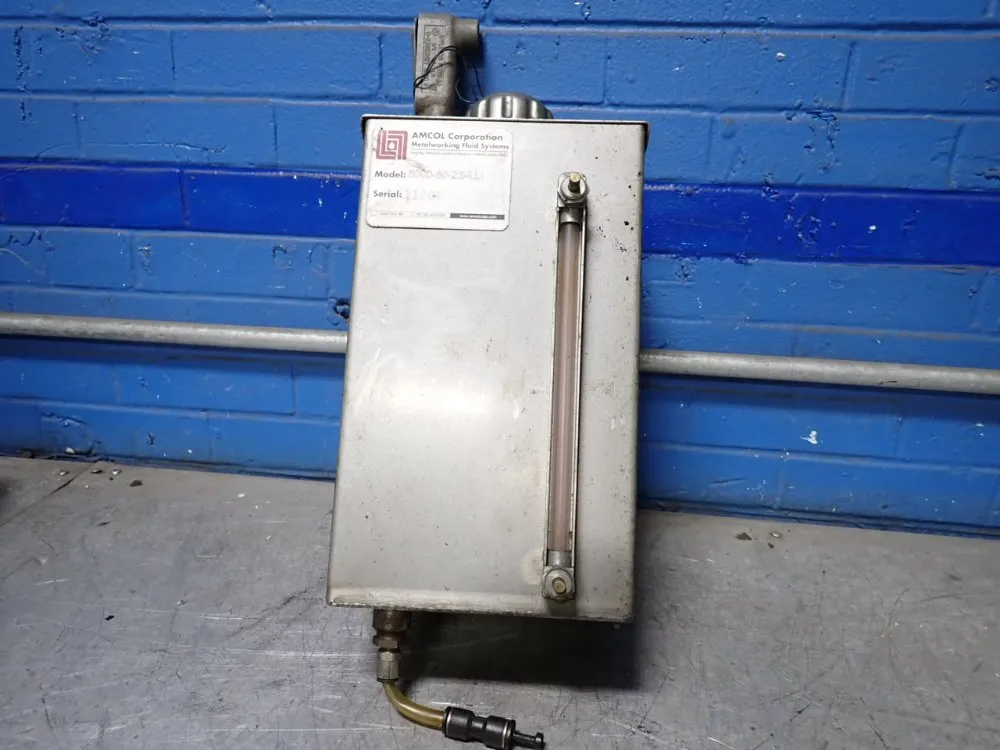 Amcol Corporation 7 1/2"x5 1/2"x13" Lubricator - 6000-80-2s-lli