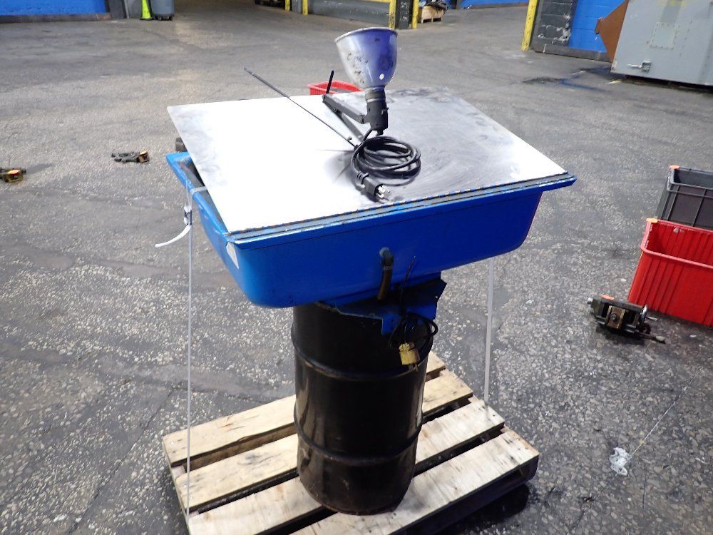 Crystal Clean 28" X 18" X 7" 54107t Parts Washer - 54107t