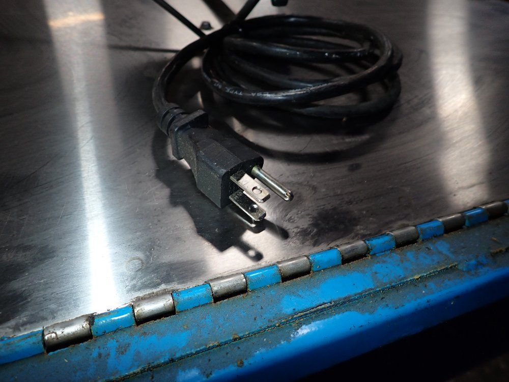 Crystal Clean 28" X 18" X 7" 54107t Parts Washer - 54107t