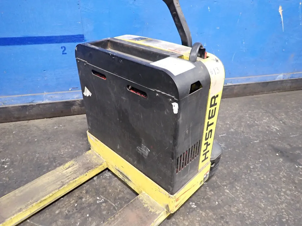 Hyster 4000 Lbs Electric Pallet Jack - W40z