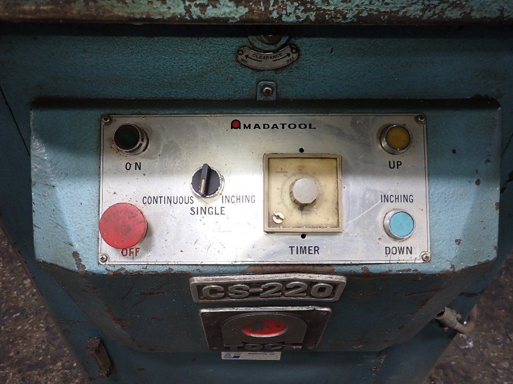 Amada Tool 1975 Amada Tool Cs220 Metal Notcher