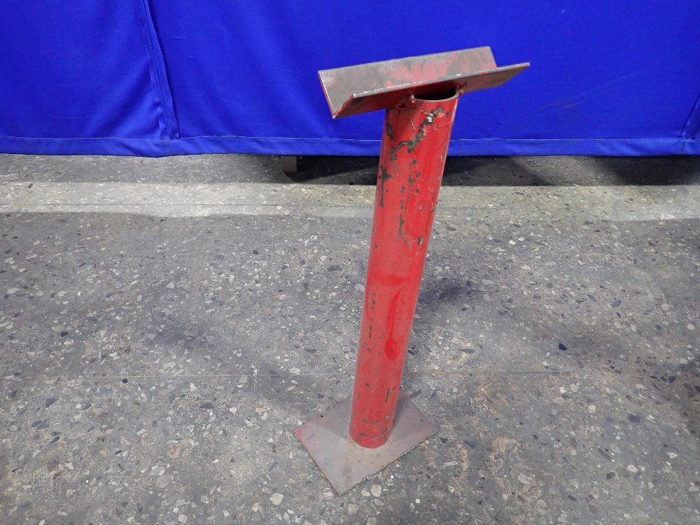  Pallet Jack Stand
