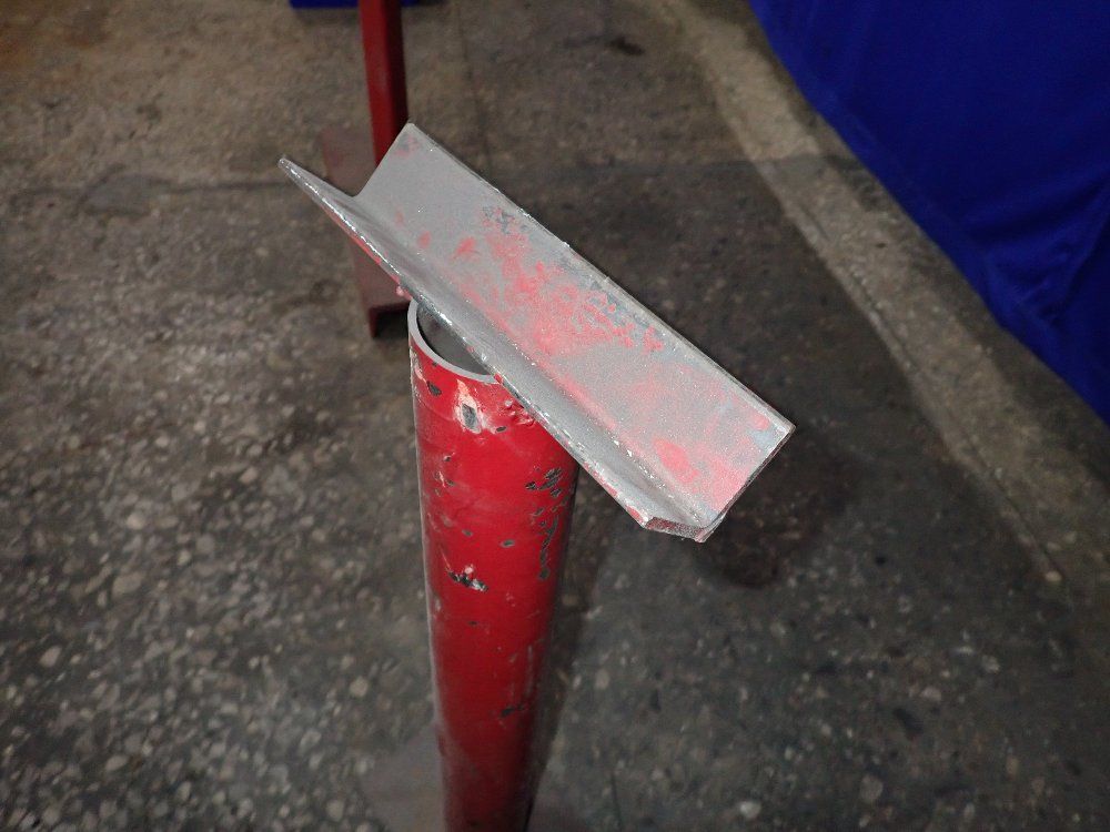  Pallet Jack Stand