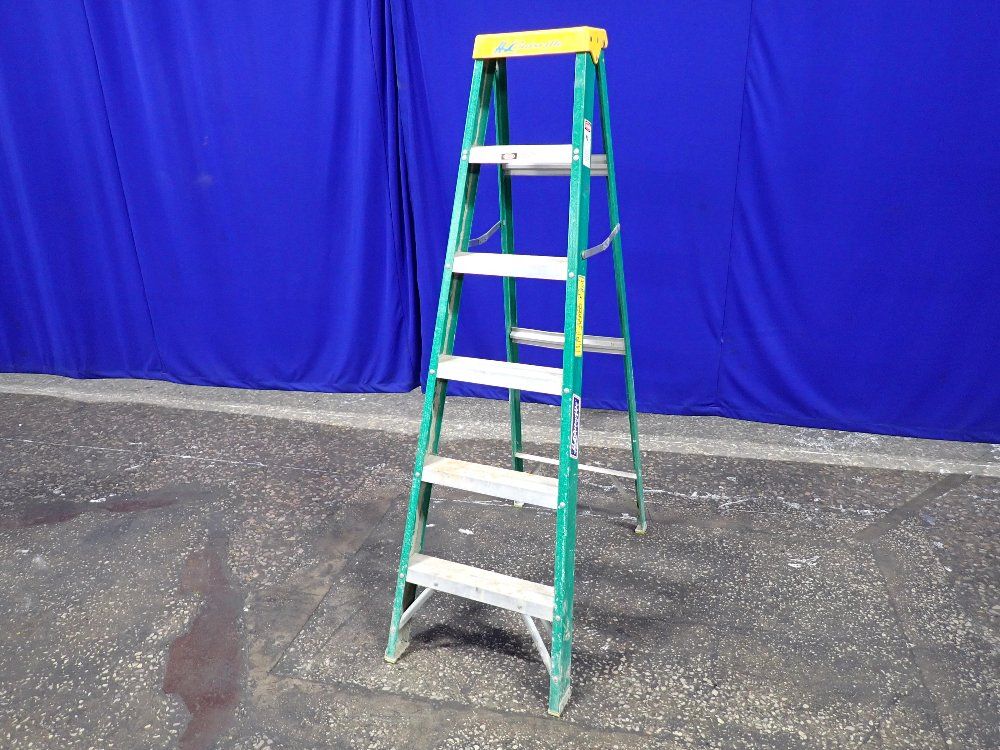 Louisville 6 Ladder