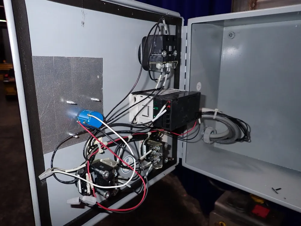 Midlands Millroom Supply 8" Belt Puller