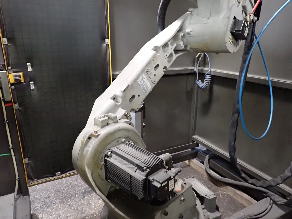 Yaskawamotoman 2005 Yaskawamotoman Yrhp20a10 Robot Cell