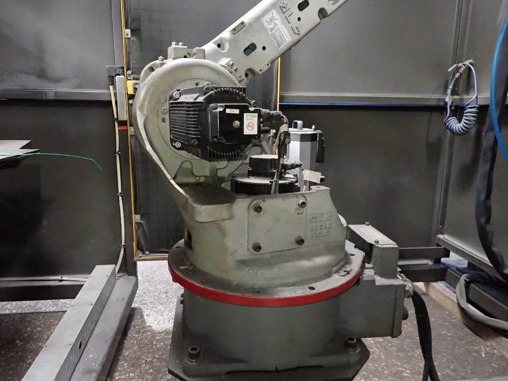 Yaskawamotoman 2005 Yaskawamotoman Yrhp20a10 Robot Cell