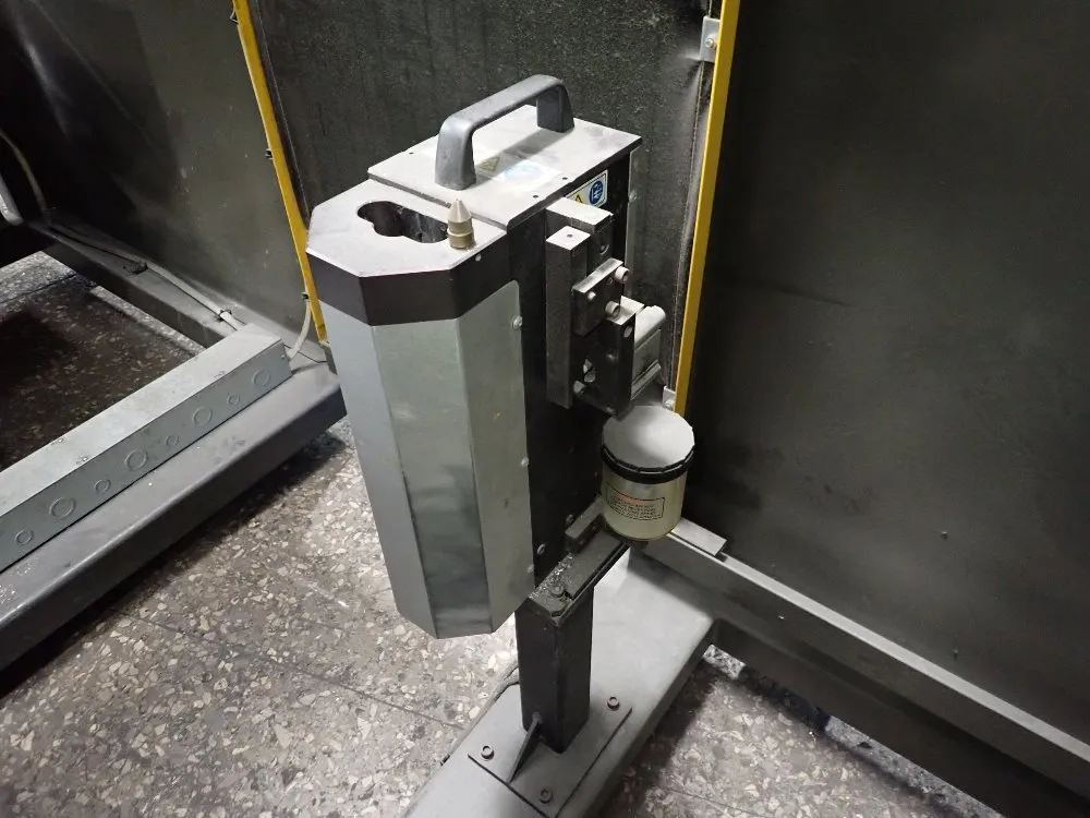 Yaskawamotoman 2005 Yaskawamotoman Yrhp20a10 Robot Cell
