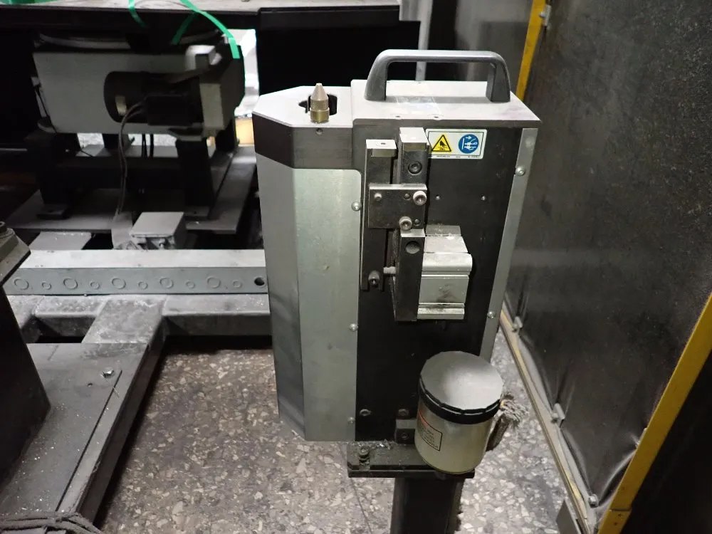 Yaskawamotoman 2005 Yaskawamotoman Yrhp20a10 Robot Cell
