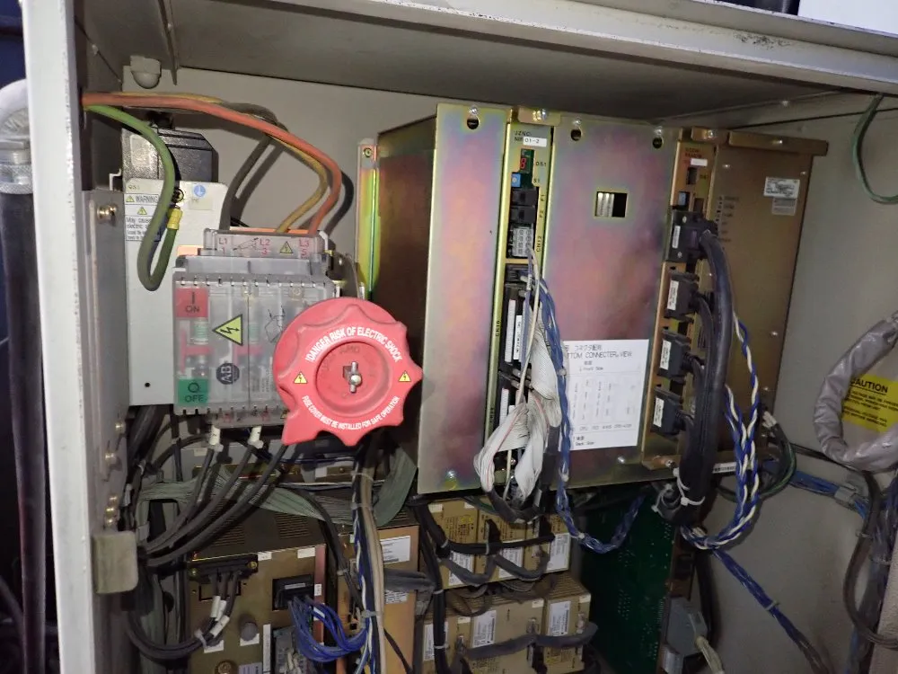 Yaskawamotoman 2005 Yaskawamotoman Yrhp20a10 Robot Cell