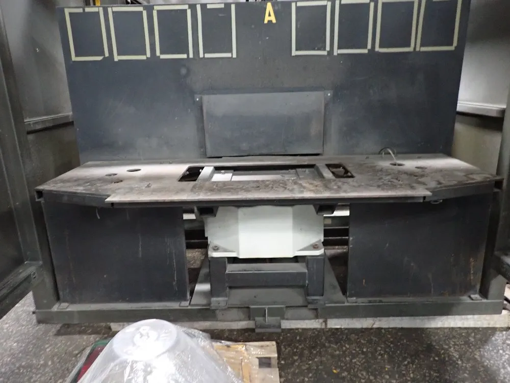Yaskawamotoman 2005 Yaskawamotoman Yrhp20a10 Robot Cell