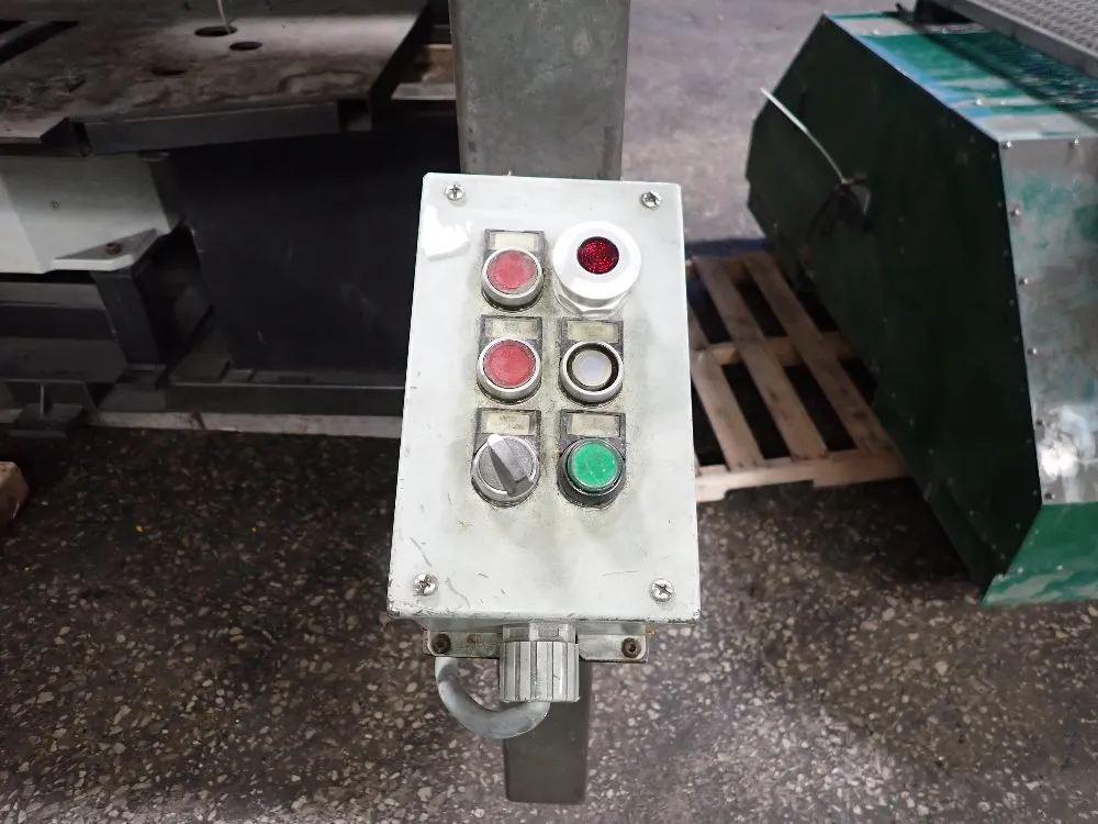 Yaskawamotoman 2005 Yaskawamotoman Yrhp20a10 Robot Cell