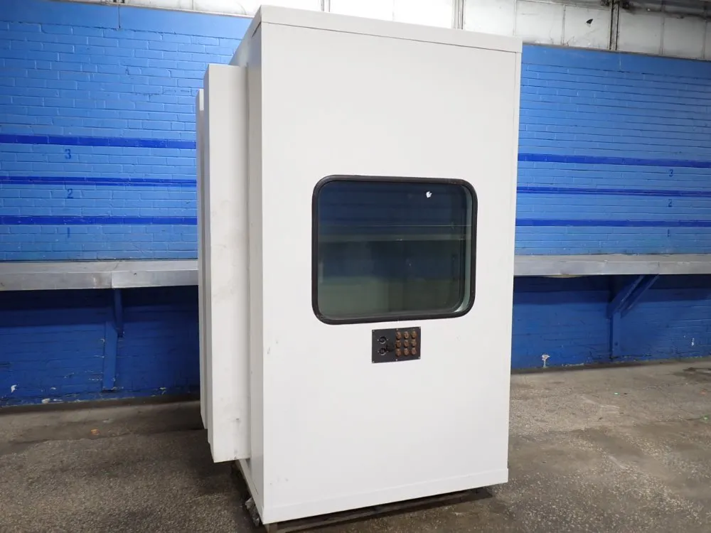 SOUNDPROOF BOOTH