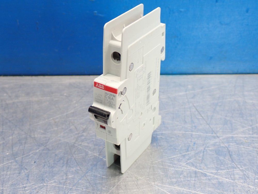 Abb Miniature Circut Breaker 1 Lot Of 2 - 2cds271337r0104