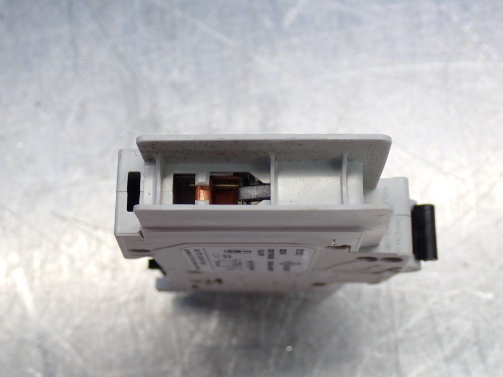 Abb Miniature Circut Breaker 1 Lot Of 2 - 2cds271337r0104