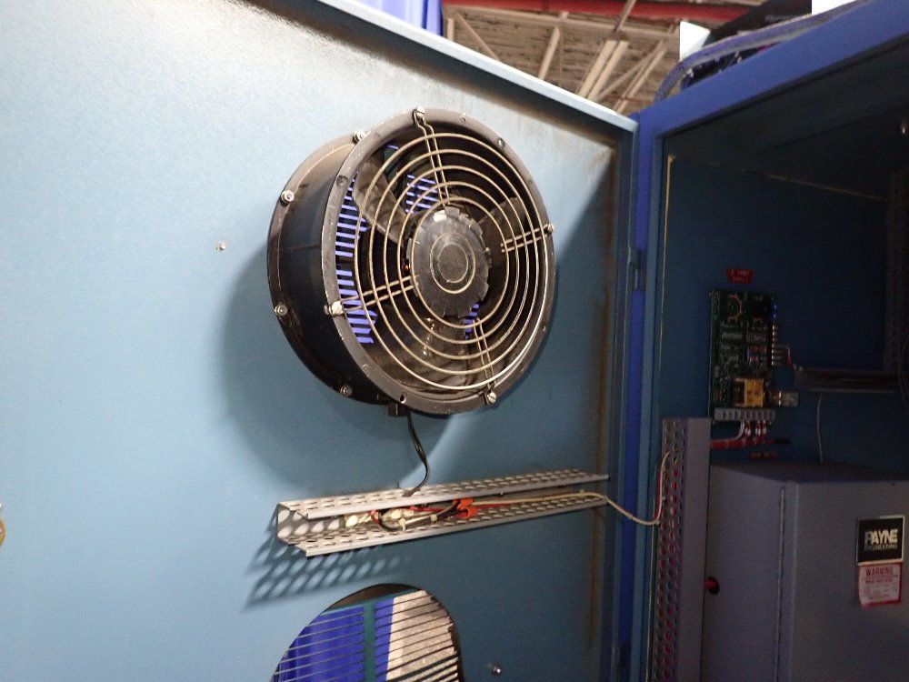 Thermotron 1988 Thermotron Eca71180110 Environmental Chamber