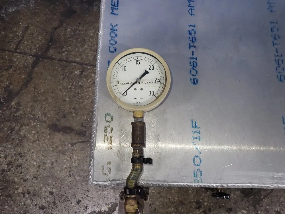  Valve