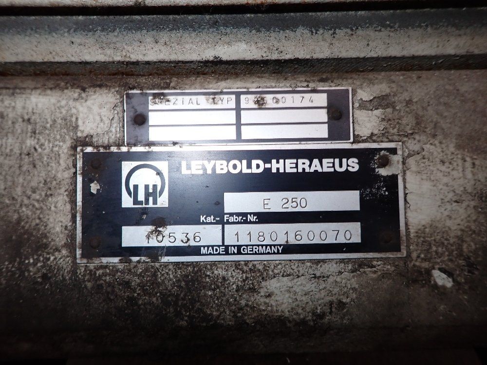 Leybold-heraeus 7.5 Hp Pump - E 250