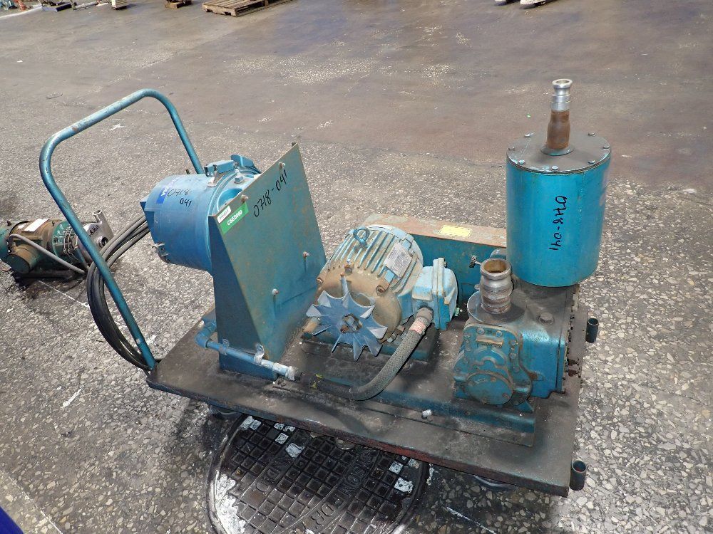 Kinney Vacuum Pump