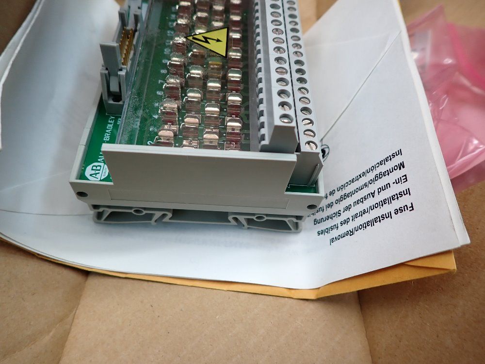 Allenbradley 20 Point Interface Module