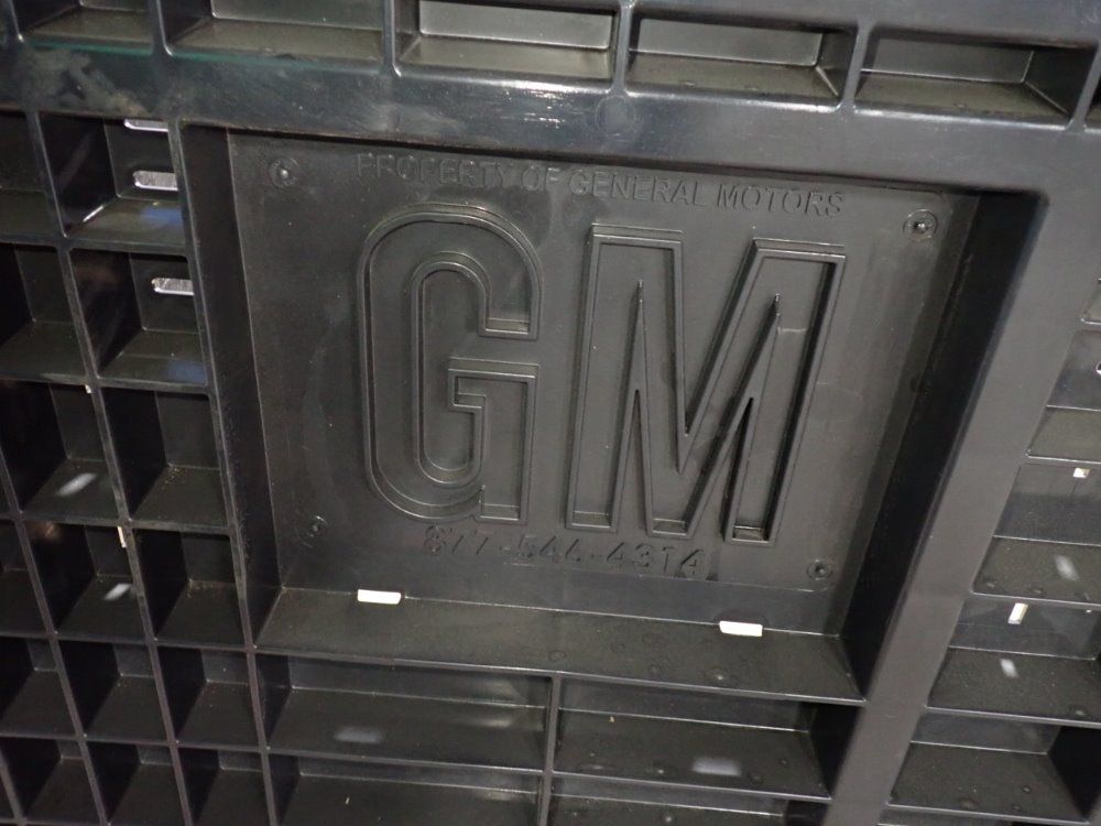 General Motors Collapsible Plastic Basket