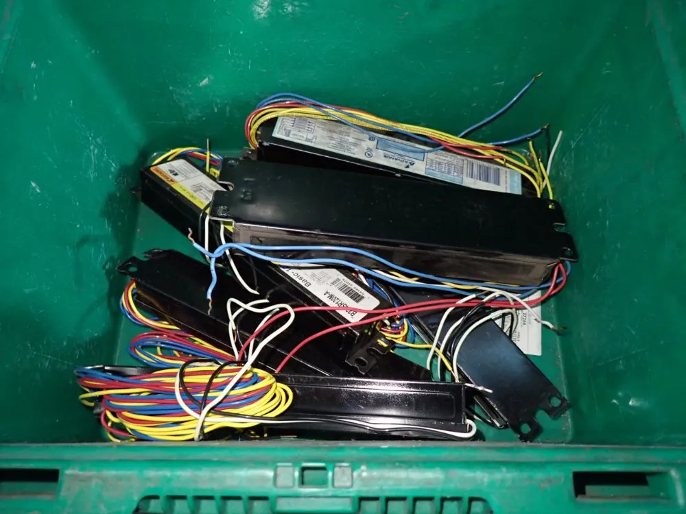 Universal Lighting Technologies Ballasts