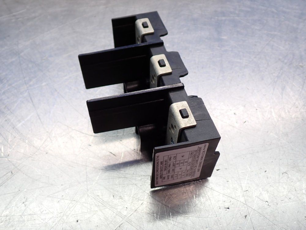 Allen Bradley Disconnect Switch Protective Fuse Cover - 1494u-pc1