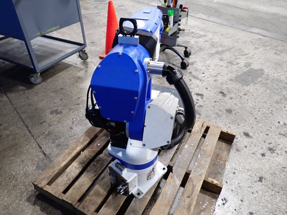Toshiba 2018 Toshiba Tvm900t Robot