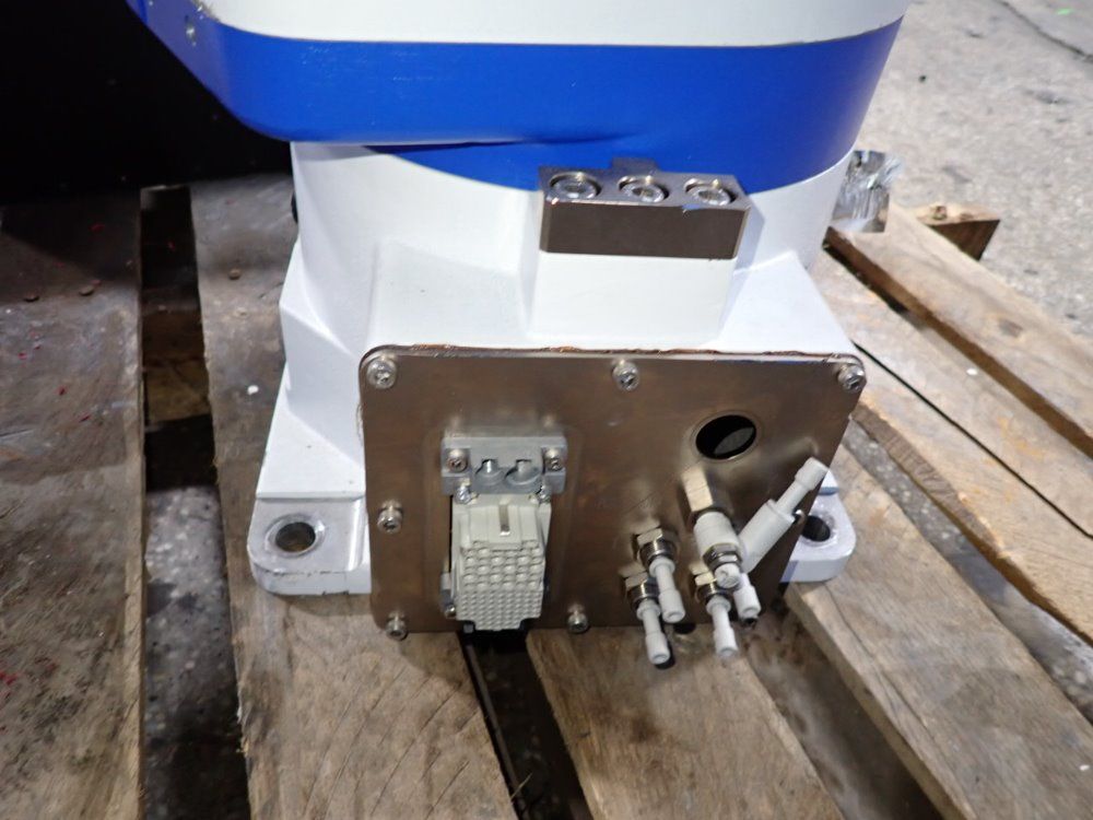 Toshiba 2018 Toshiba Tvm900t Robot