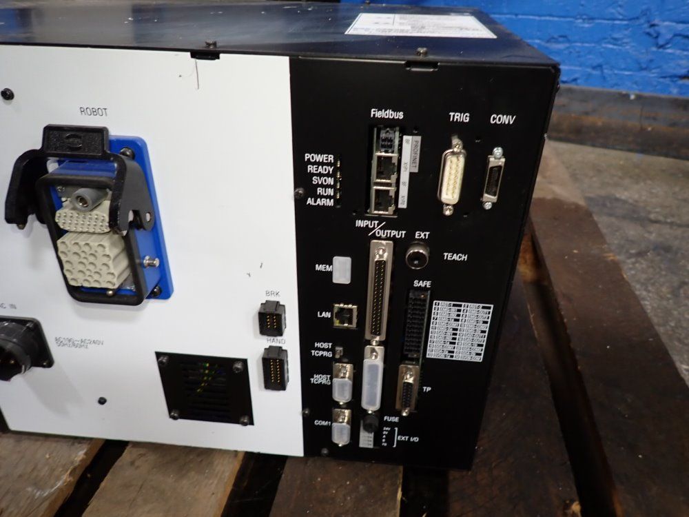 Toshiba 2018 Toshiba Tvm900t Robot