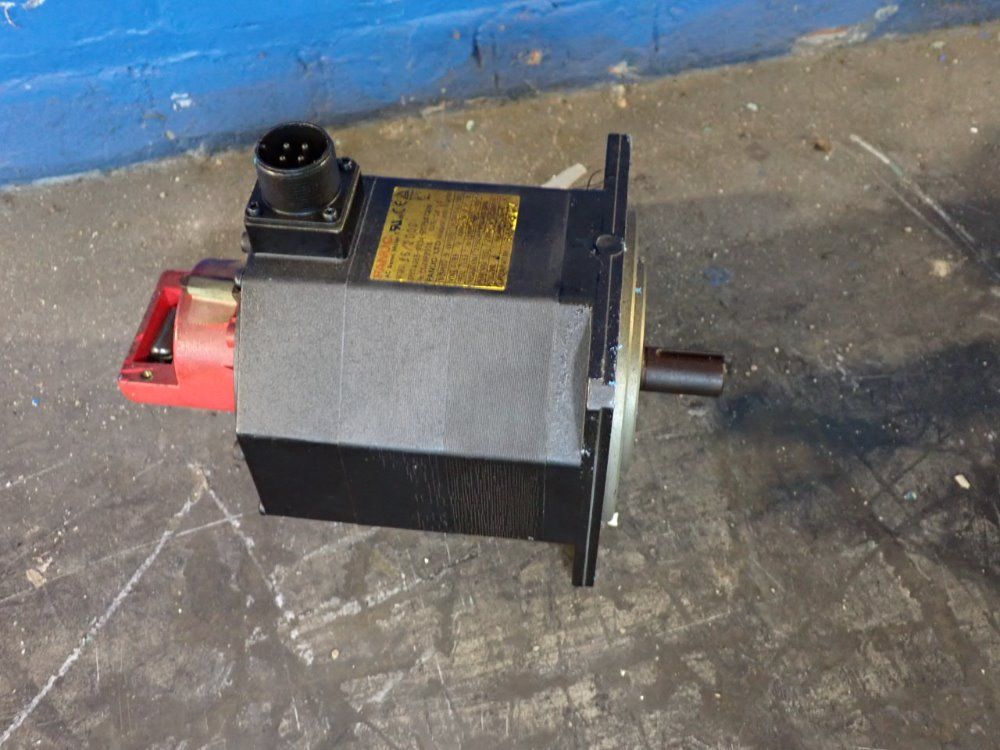 Fanuc .9 Kw Servo Motor - A06b-0034-b075#7008