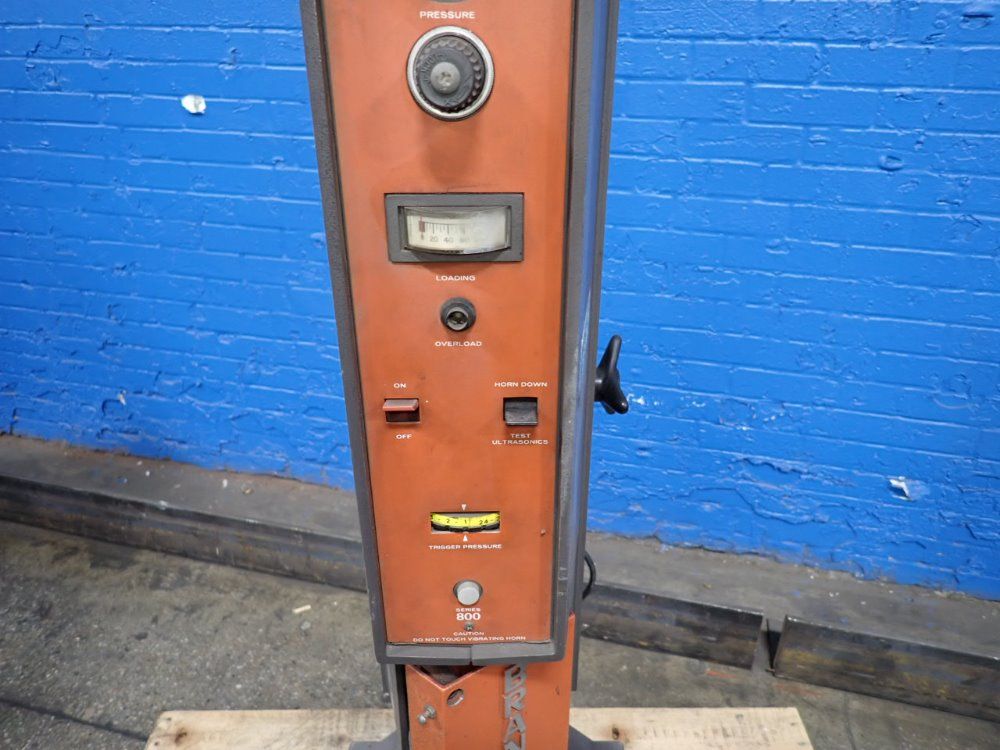 Branson Ultrasonic Welder