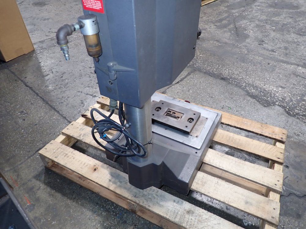 Branson Ultrasonic Welder