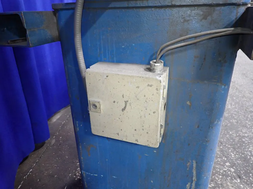 Cadillac Stamp Hydraulic Press