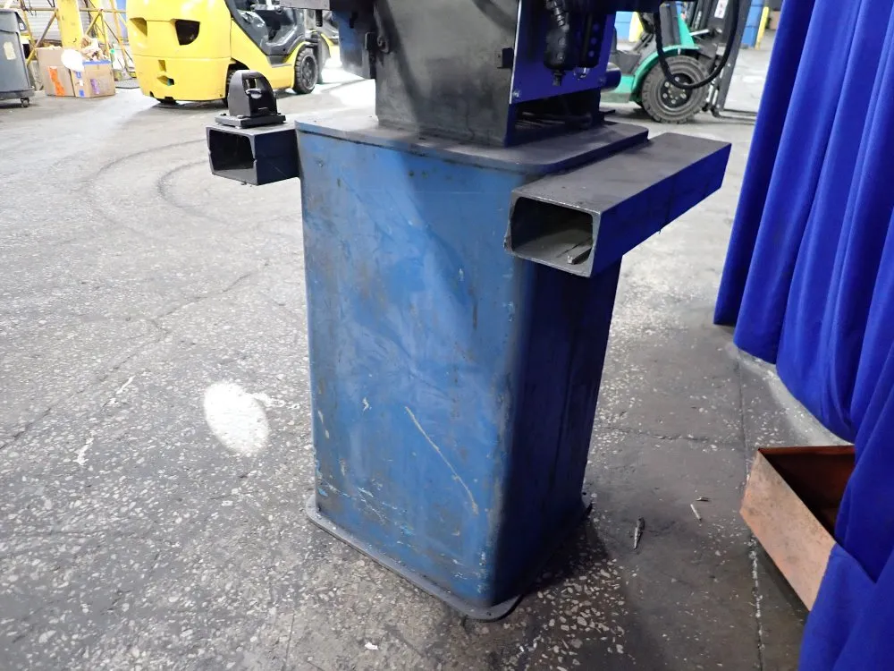 Cadillac Stamp Hydraulic Press