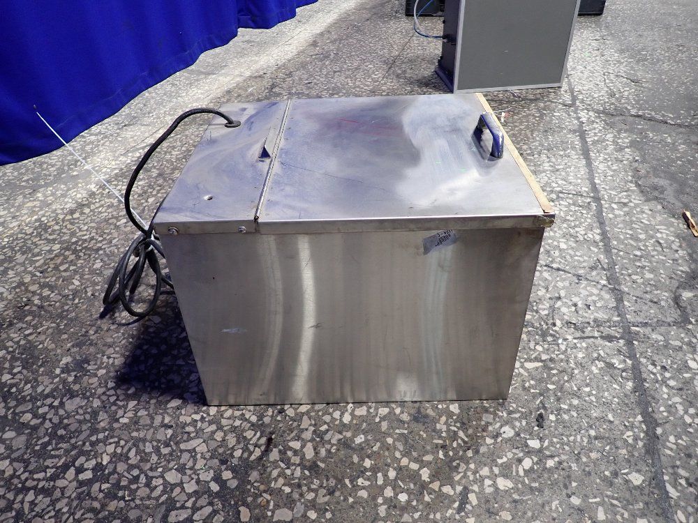 16"x14"11" Water Bath