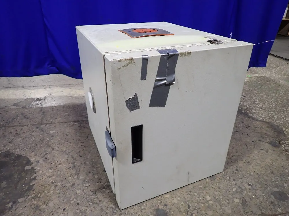  Environmental Chamber