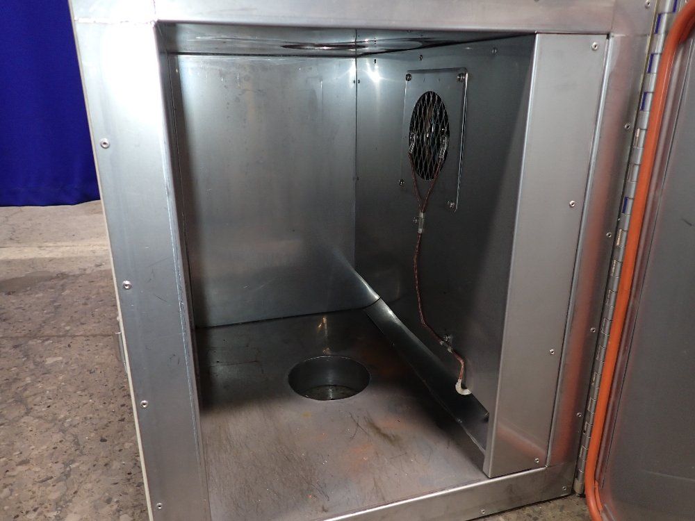  Environmental Chamber