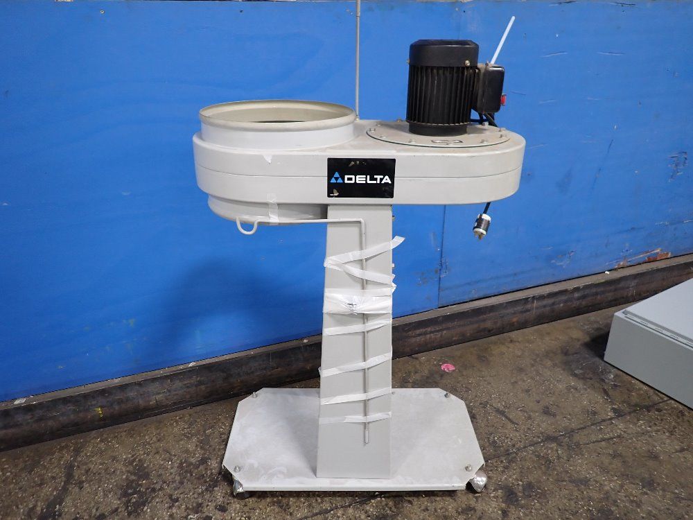 Delta Dust Collector