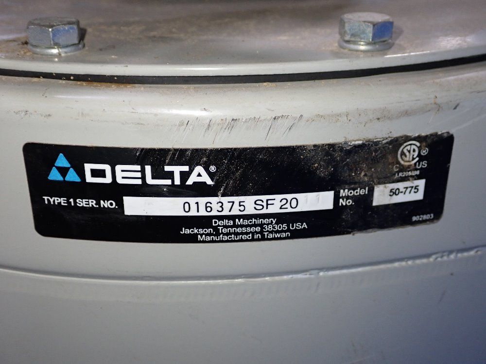 Delta Dust Collector