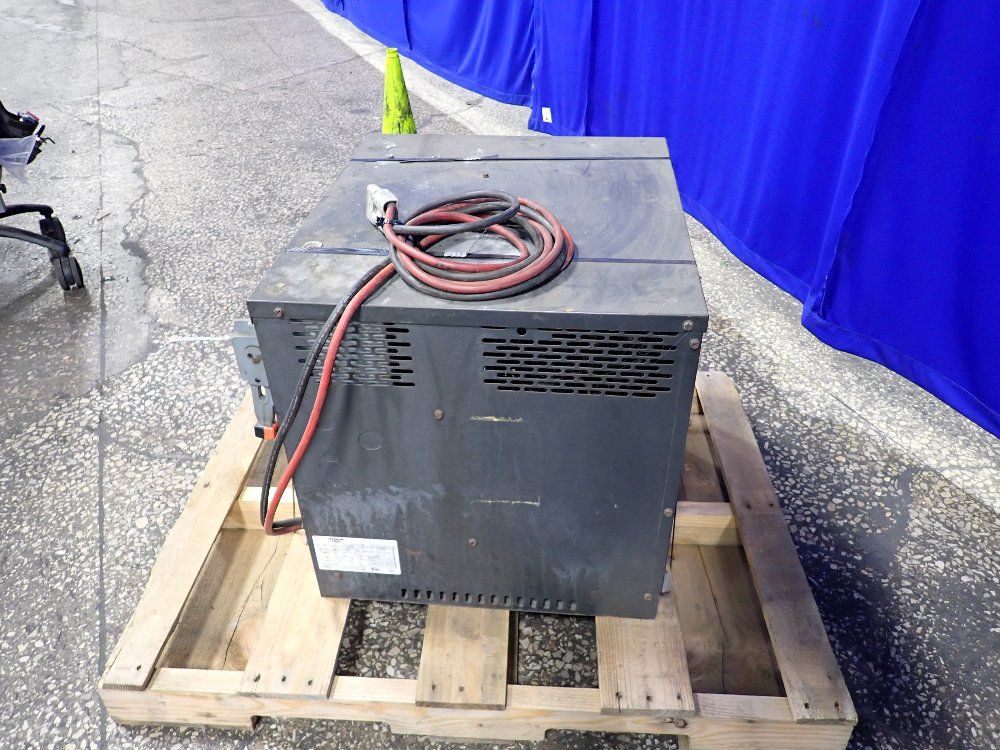 Yuasa Cobra Battery Charger