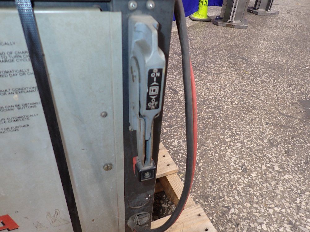 Yuasa Cobra Battery Charger
