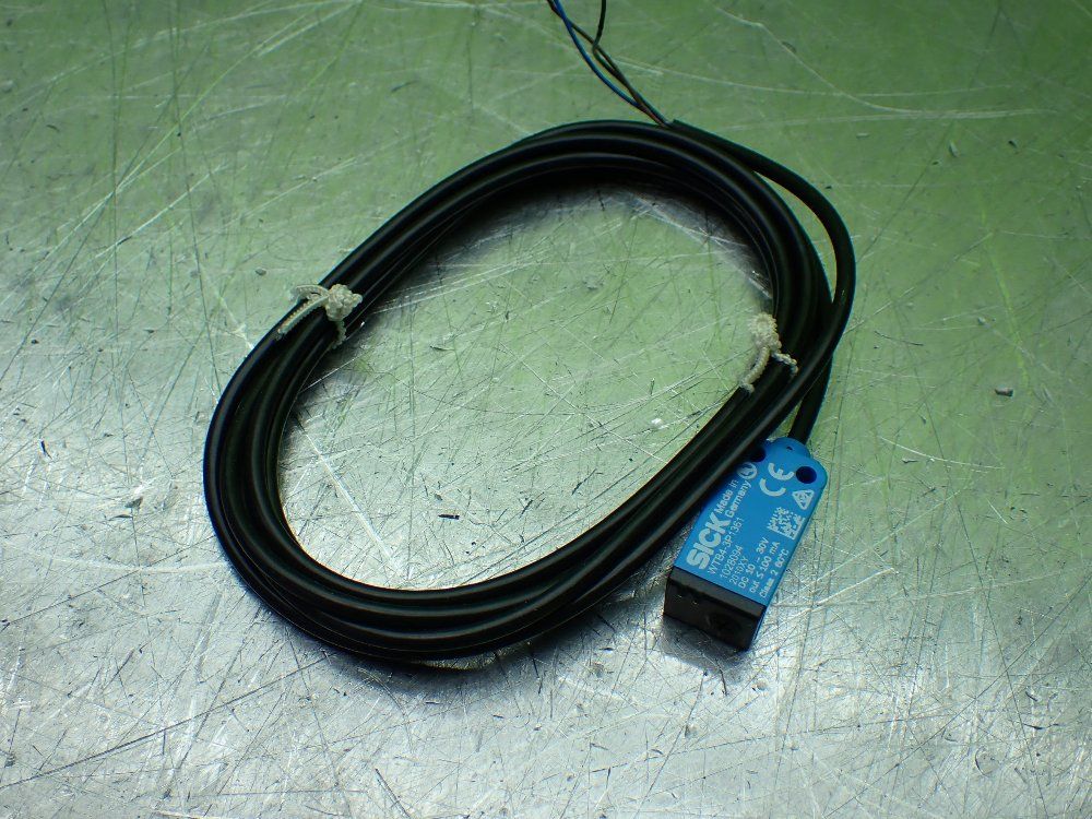 Sick Photoelectric Proximity Sensor. - Wtb4-3p1361
