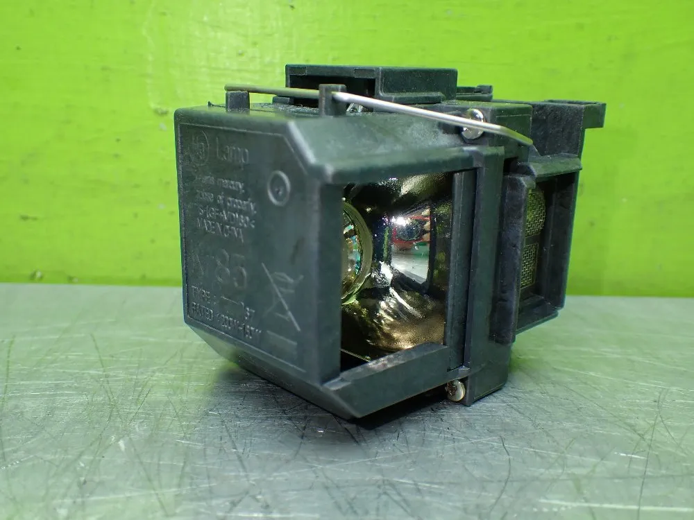 Epson Projector Lamp. - Elplp67-er