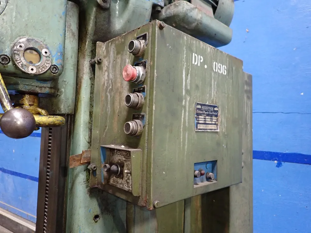 Giddings  Lewis Giddings  Lewis 24 Drill Press