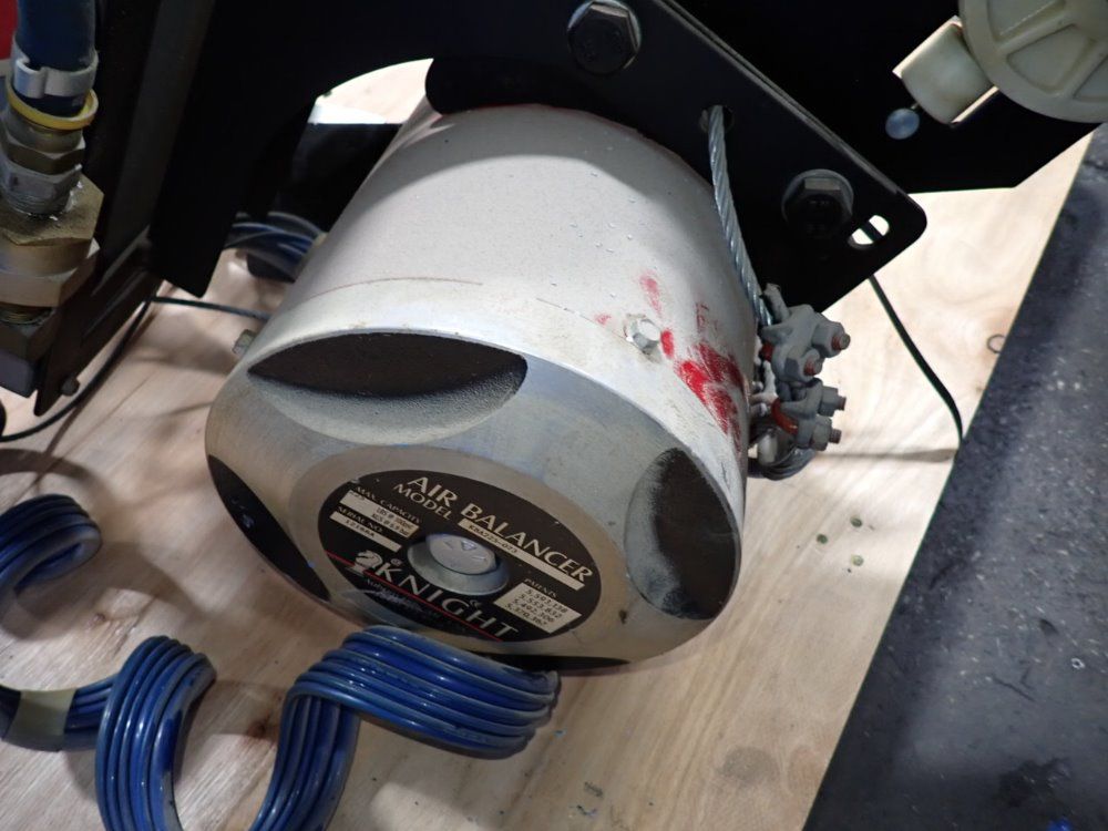 Knight Lift Assembly
