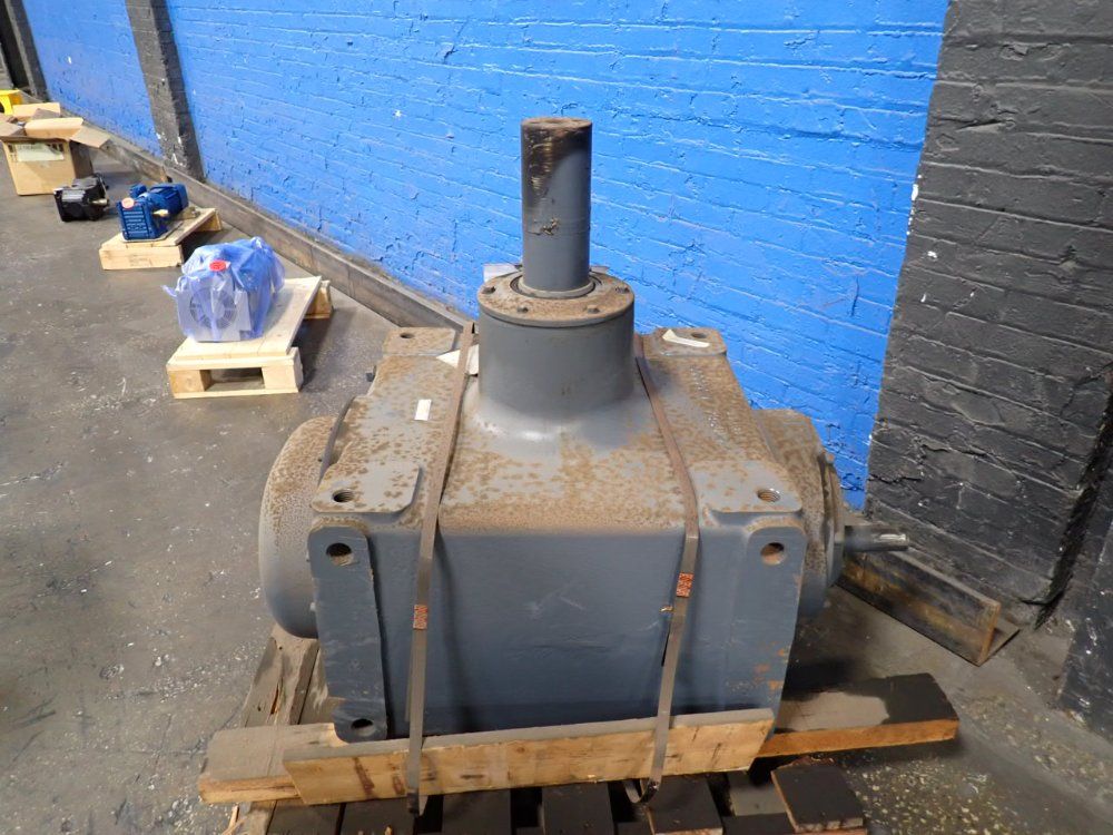 Falk Enclosed Gear Drive Reducer - 5dtc3-a