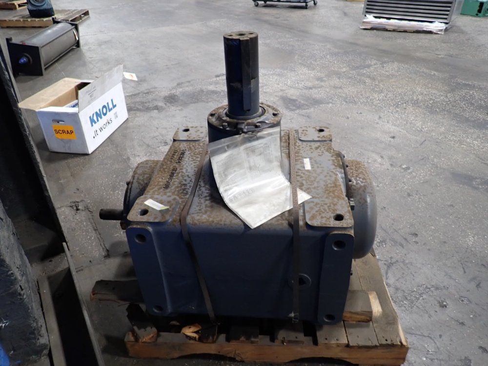 Falk Enclosed Gear Drive Reducer - 5dtc3-a