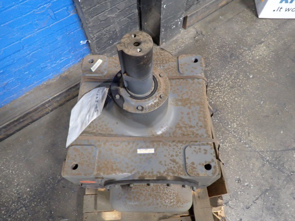 Falk Enclosed Gear Drive Reducer - 5dtc3-a