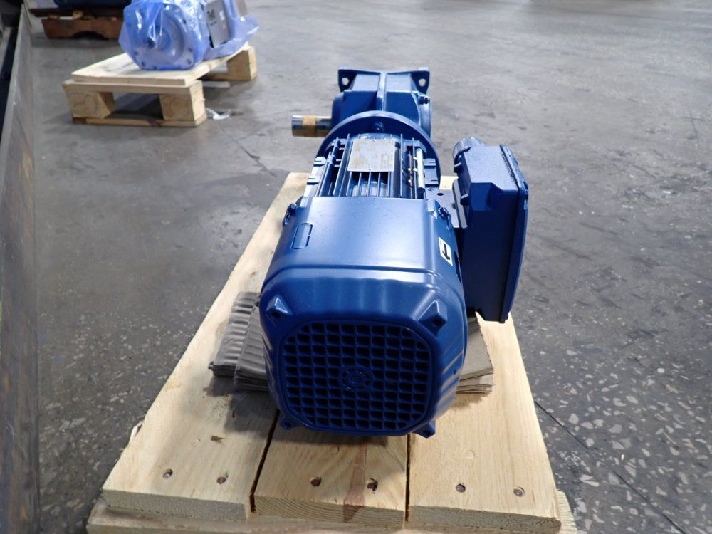 Sew-eurodrive 1.0 Hp Gear Drive